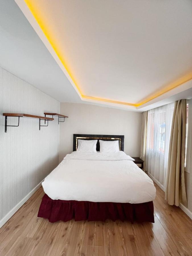 Zebra Hotel Alsancak อิซมีร์ ภายนอก รูปภาพ