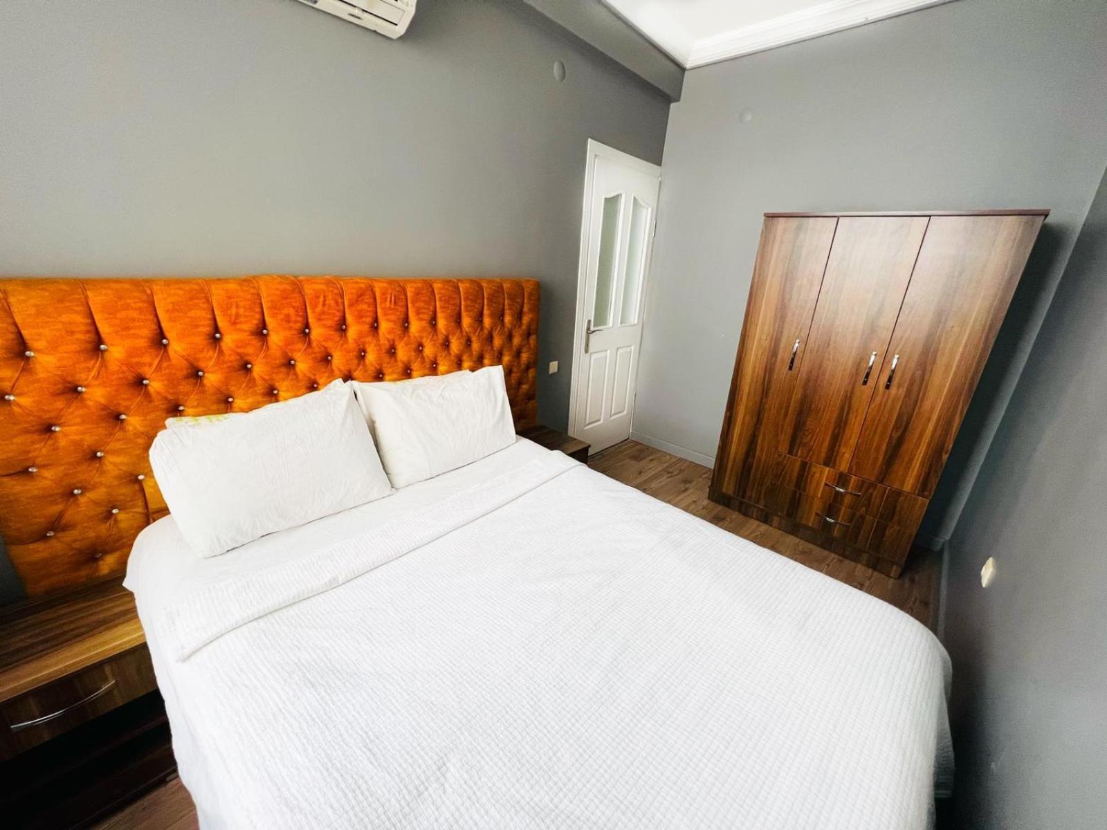 Zebra Hotel Alsancak อิซมีร์ ภายนอก รูปภาพ